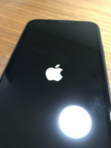 iPhone11　シム入れ替え