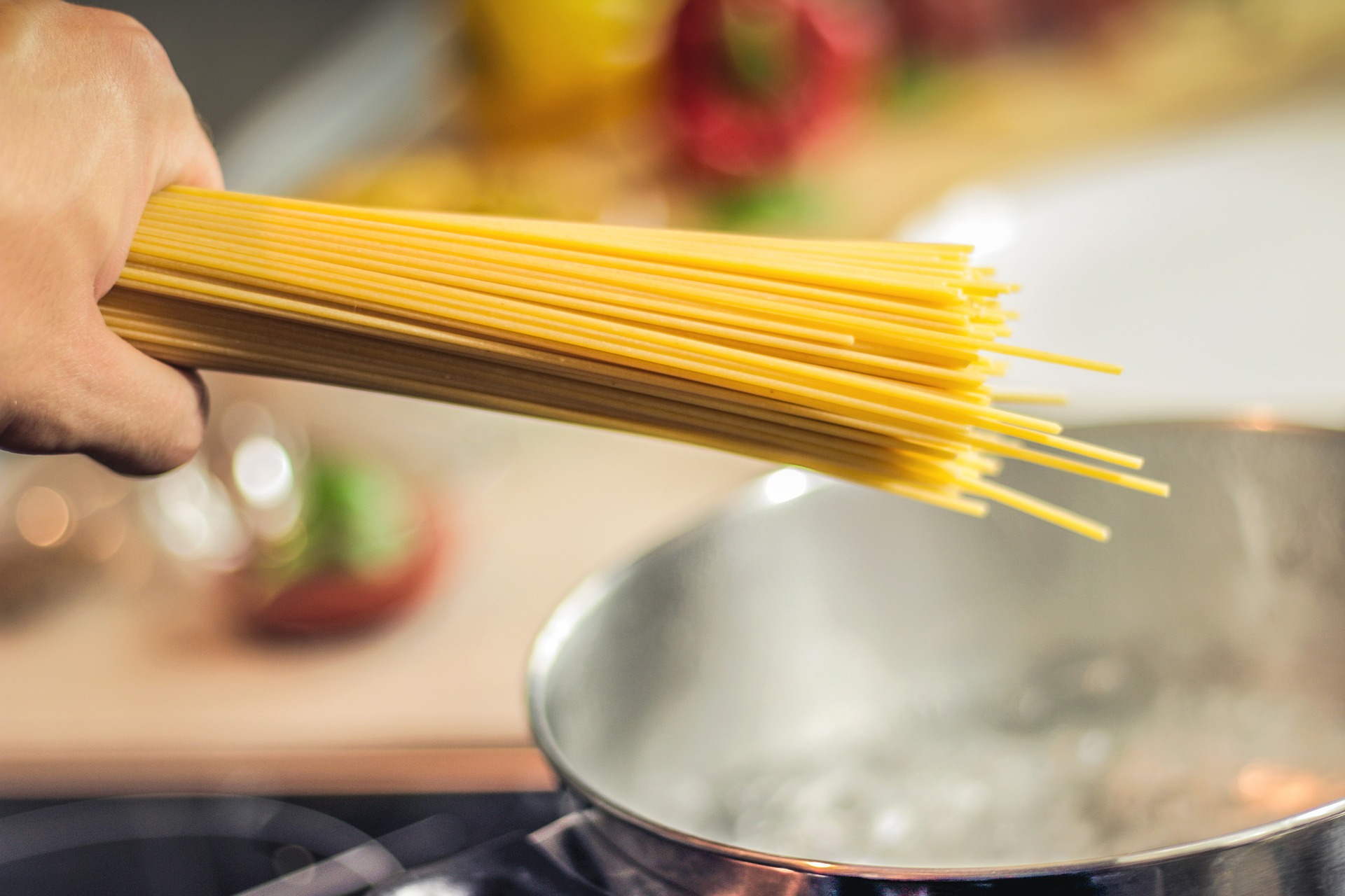 パスタの茹で時間を2分に短縮する方法